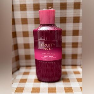 NEW B&BW Fruity Musk Body Wash 10 fl oz Unique-to-you scent